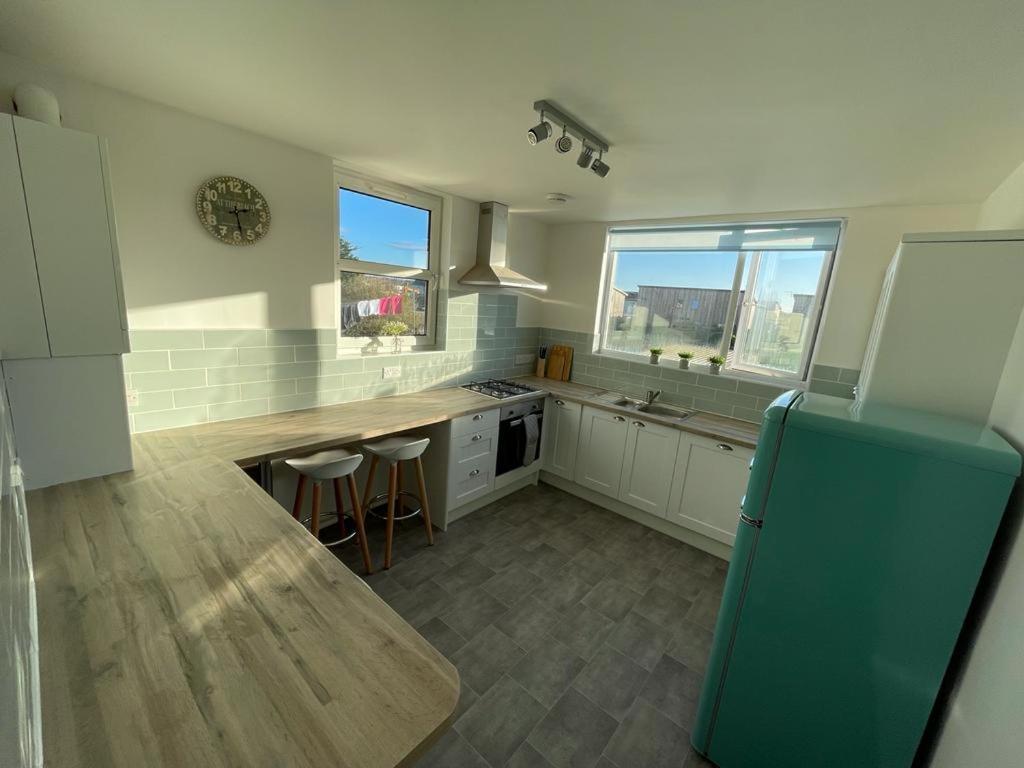 Harbour Loft! Newly Refurbished 3 Bed Flat! Apartamento Burry Port Exterior foto